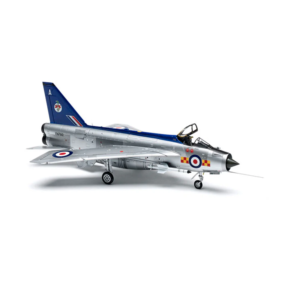 Airfix English Electric Lightning F2A Model kit - Image 2