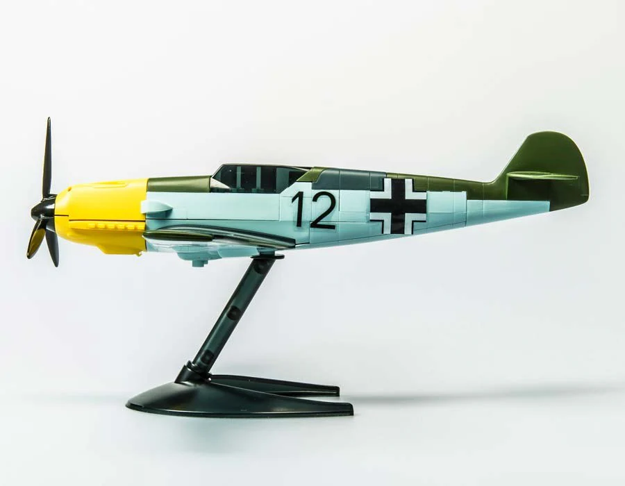 Airfix Quick Build Messerschmitt 109 Construction Model Set - Image 4
