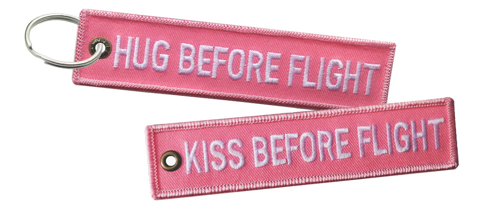 Hug And Kiss Before Flight Cloth Keyring - Image 4